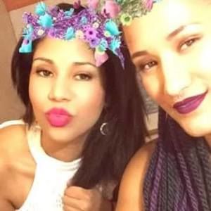 Meet your Posher, Adrianna