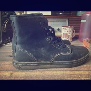 Dr Marten black size 7
