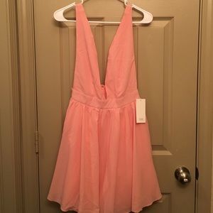 Size Medium Tobi Cocktail Dress (light pink)