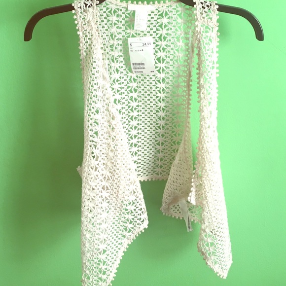 H&M ivory vest