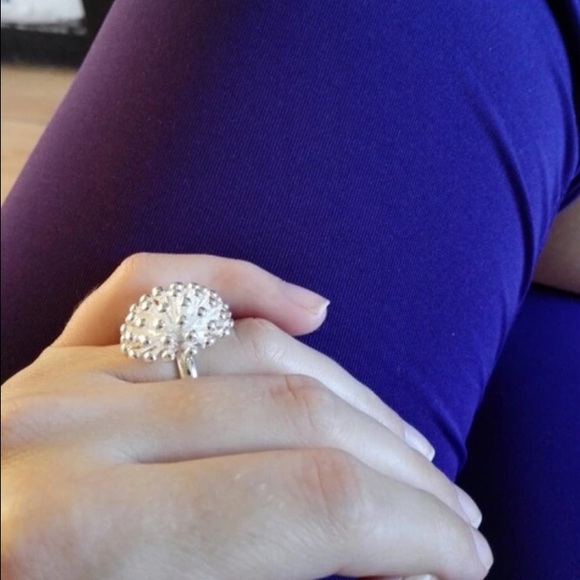 🆕Fashionable Firework Flower 💍 HOLIDAY RING☃️ - Picture 3 of 4
