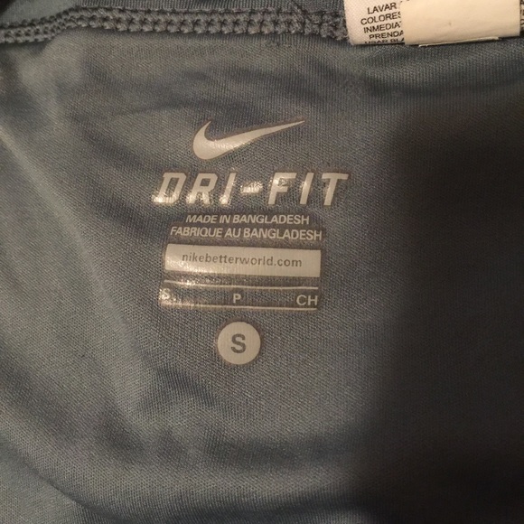 Nike running shorts - Picture 3 of 3