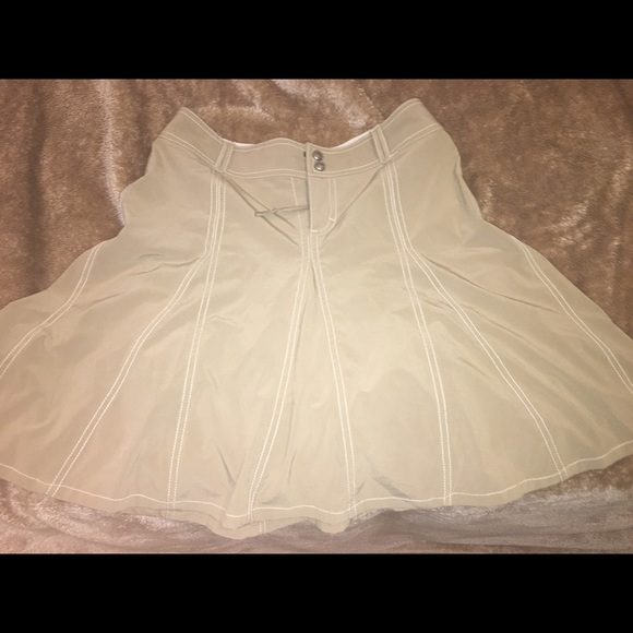 Women's khaki athleta skirt