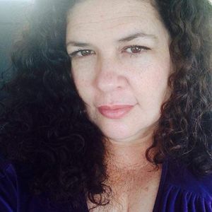 Meet your Posher, Claudia