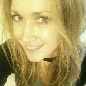 Meet your Posher, Farrah