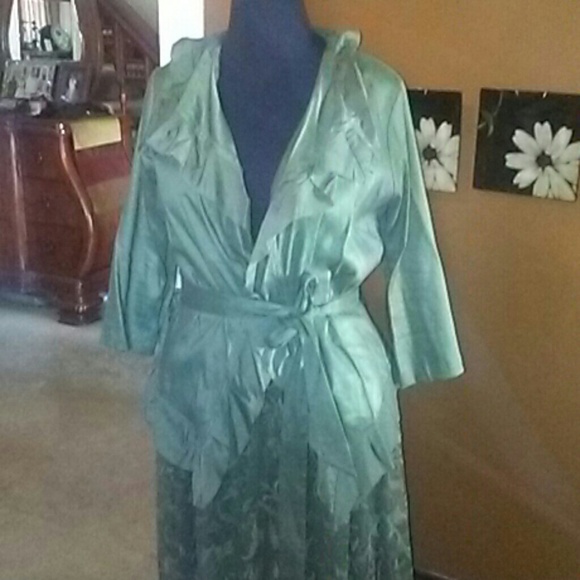 Jacket - Picture 1 of 3