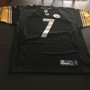 Pittsburgh Steelers NFL Ben Roethlisberger jersey.