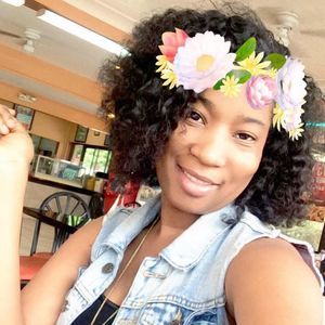 Meet your Posher, May-lissa