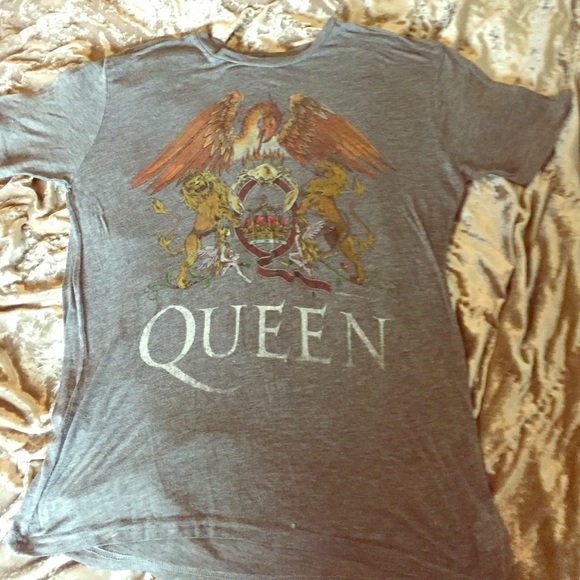 Chaser queen shirt Clearance