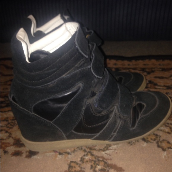 Steve Madden wedges