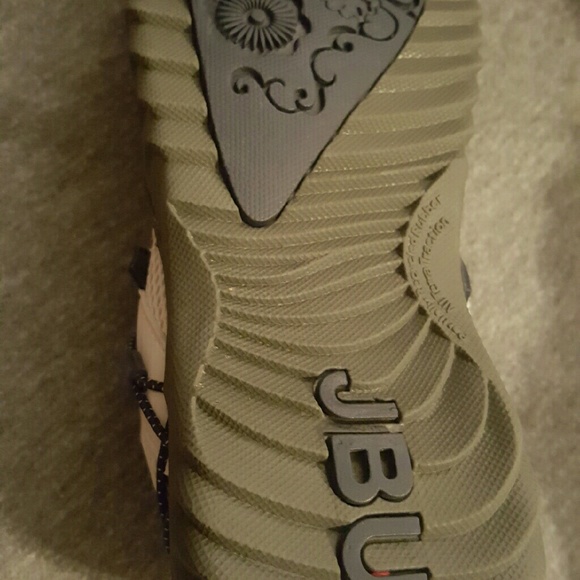 JBU by jamba water shoes - Picture 2 of 4
