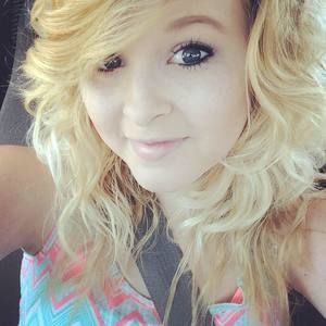 Meet your Posher, Lindsey marie