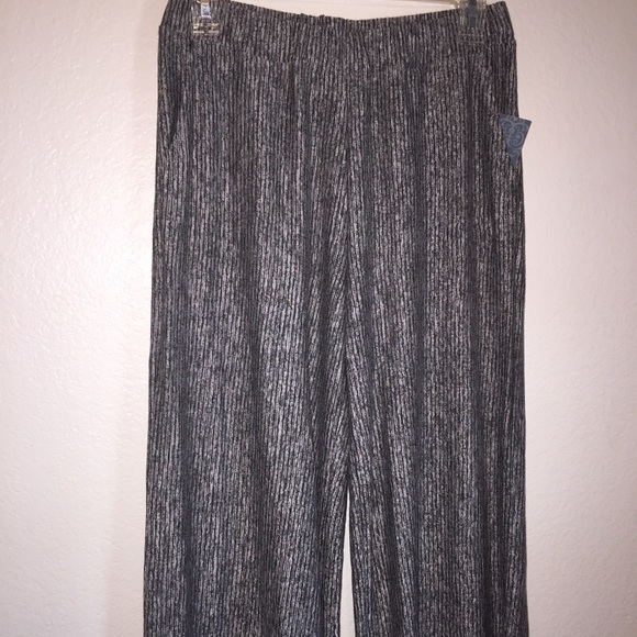 Women’s Palazzo Casual Grey Stripe Side Pockets Wide Leg Pants - Picture 4 of 4