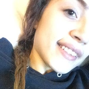 Meet your Posher, Liana