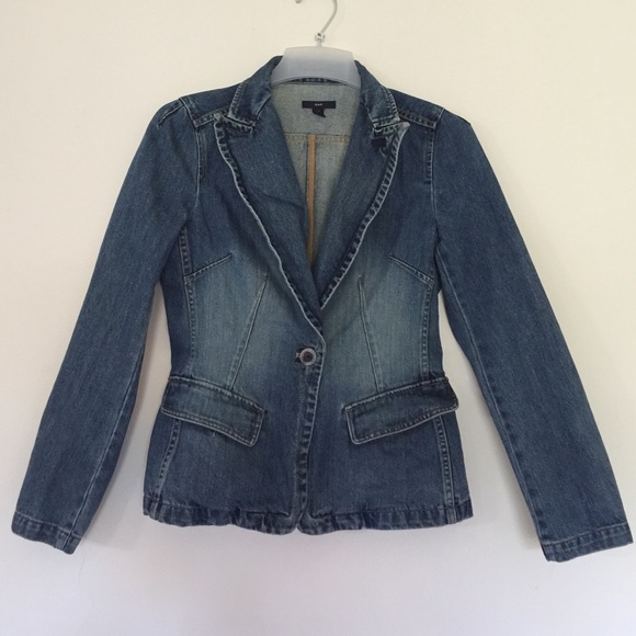 Women's denim jacket/blazer