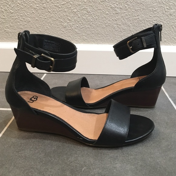 UGG Leather Ankle Cuff Wedge- CHAR - Picture 4 of 4