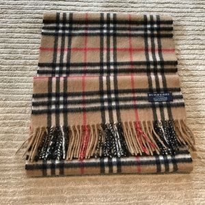 Classic Burberry cashmere scarf
