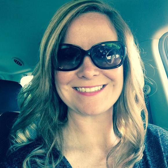 Meet your Posher, Jennifer