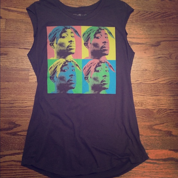 2 pac t shirt! - Picture 1 of 2