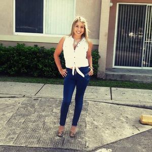 Meet your Posher, Luisa