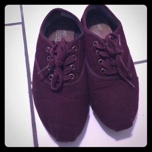 Dark purple toms.