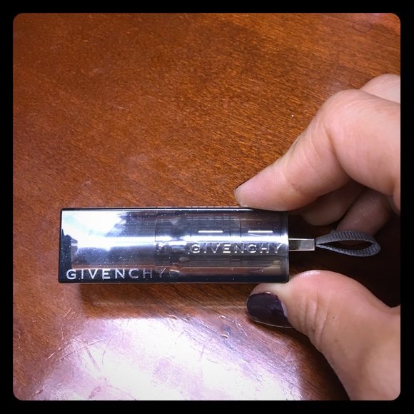 ✨Sold✨Givenchy lipstick