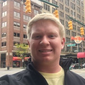 Meet your Posher, Ethan