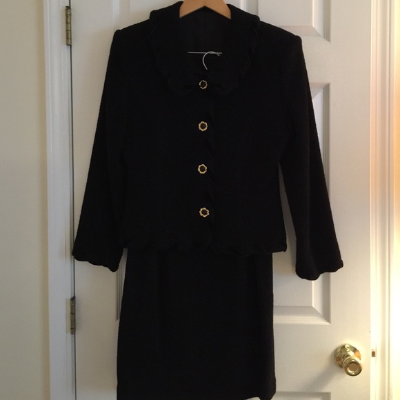Jacket and skirt sets