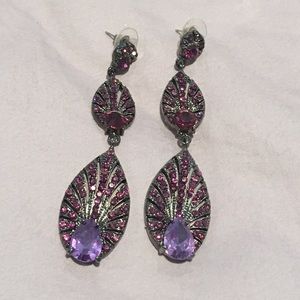 Gorgeous purple earrings