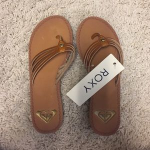 Rosy Flip Flop Sandals NWT size 6