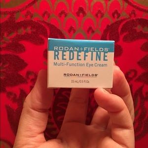 ✨Rodan+Fields MultiFunction Eye Cream✨