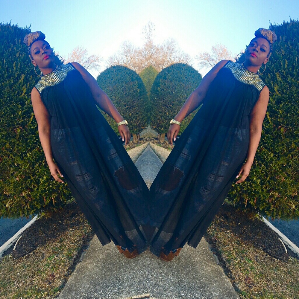Cover up or dress plus size - Picture 3 of 4