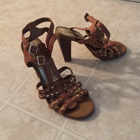 Shoes - Picture 1 of 1