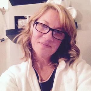 Meet your Posher, Sydney