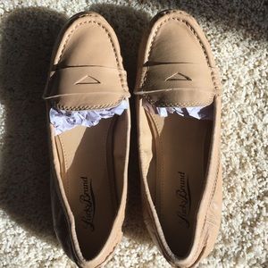 Lucky brand nude flats