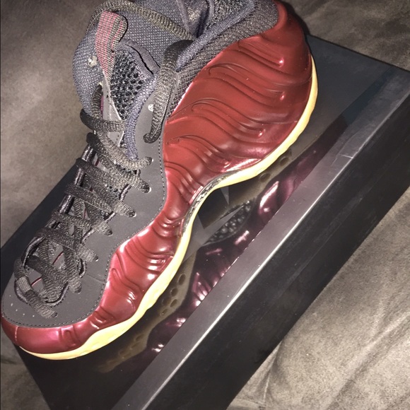 Nike Air Foamposites "Night Maroon" - Picture 3 of 3