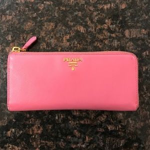Gorgeous Prada pink wallet