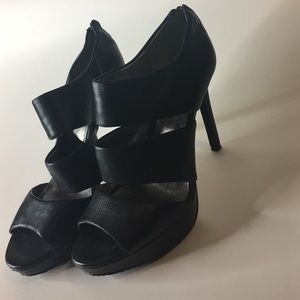 Zip back strappy heel w/ open toe by Calvin Klein