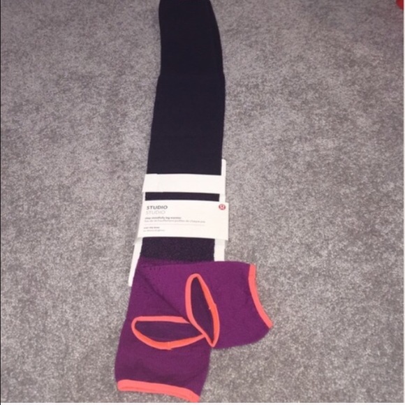 Lululemon Step Mindfully Leg Warmer NWT - Picture 4 of 4