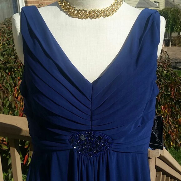 Bundled - Picture 2 of 4