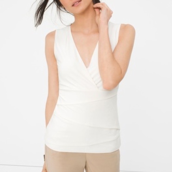 White House Black Market WHBM Ecru Blouse XXS