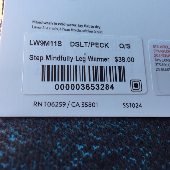 Lululemon Step Mindfully Leg Warmer NWT - Picture 3 of 3