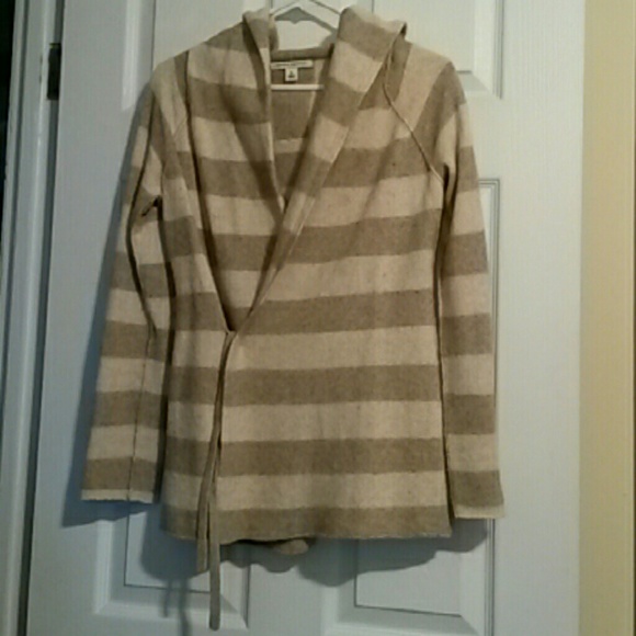 EUC Banana Republic Tan & Cream Hooded Wrap Sweate