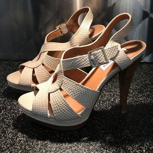 Steve Madden platform sandals