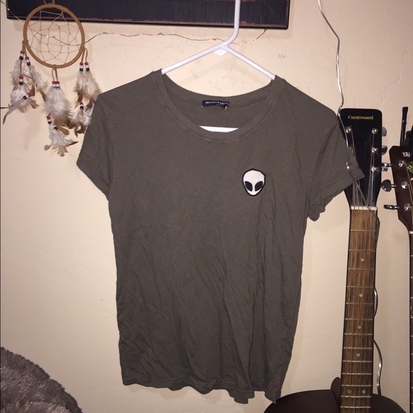 Brandy alien tee 👽