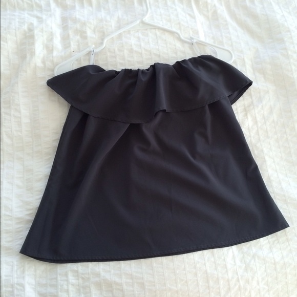 Lucy Love flowy strapless top