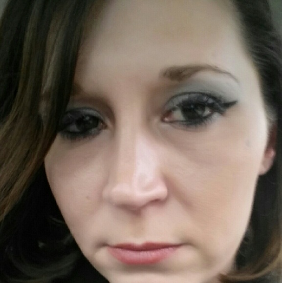 Meet your Posher, Barbara - Picture 2 of 2