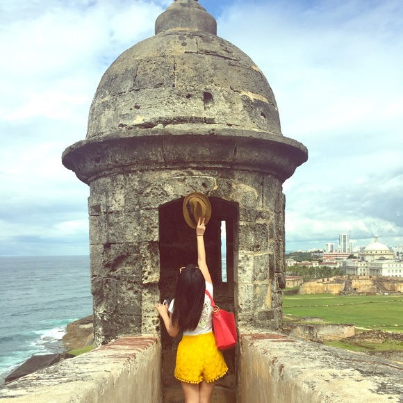 Meet your Posher - Picture 1 of 1