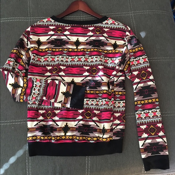 H&M Aztec Crewneck - Picture 2 of 3