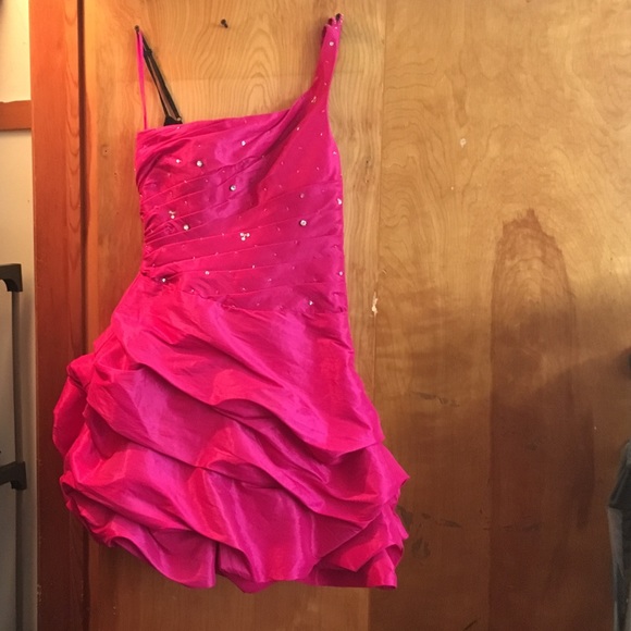 Prom Dress - Picture 1 of 4